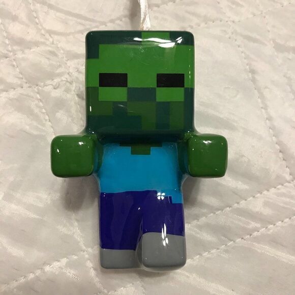 2019 Hallmark Minecraft Zombie Christmas Ornanment - Picture 1 of 5